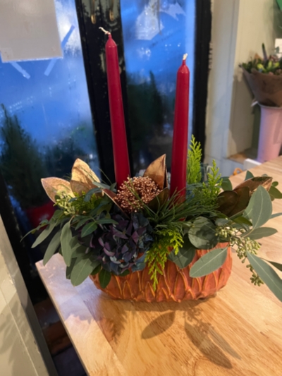 Modern Christmas Table Centre