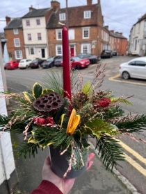 Simple Christmas Table Centre